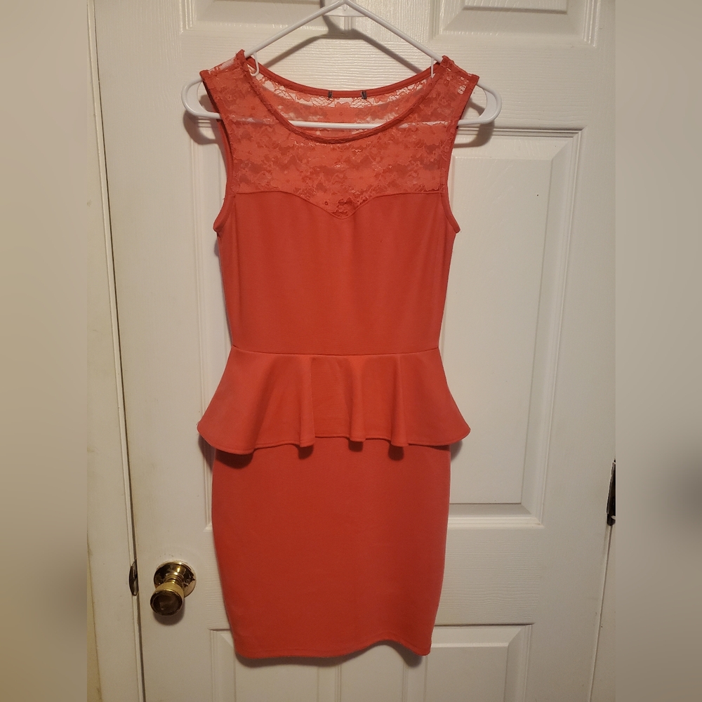 Elegant Coral Lace Peplum Dress
